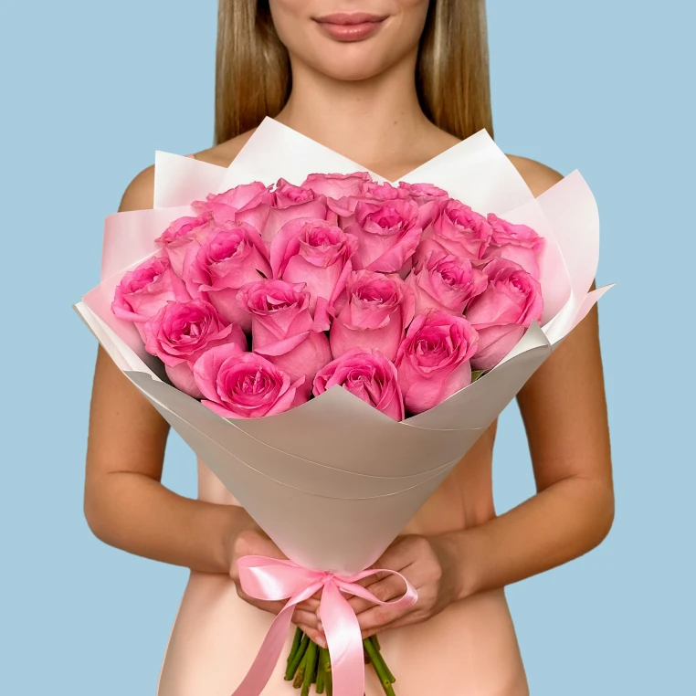 Bouquet of 20 Pink roses image