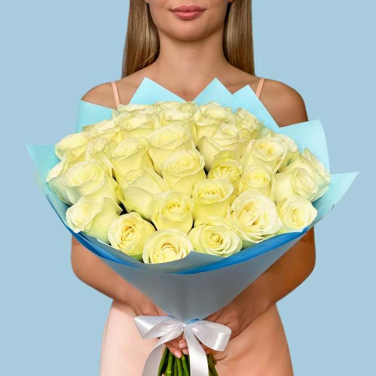 Bouquet of 35 White roses image