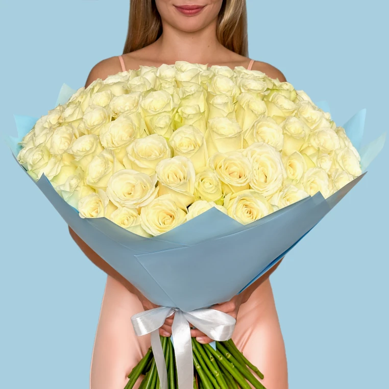 Bouquet of 100 White roses image