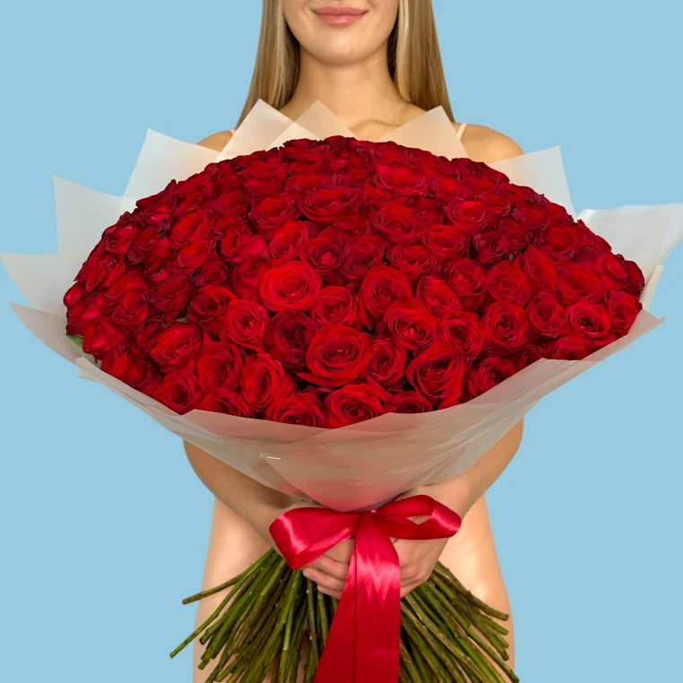 150 Red Roses image